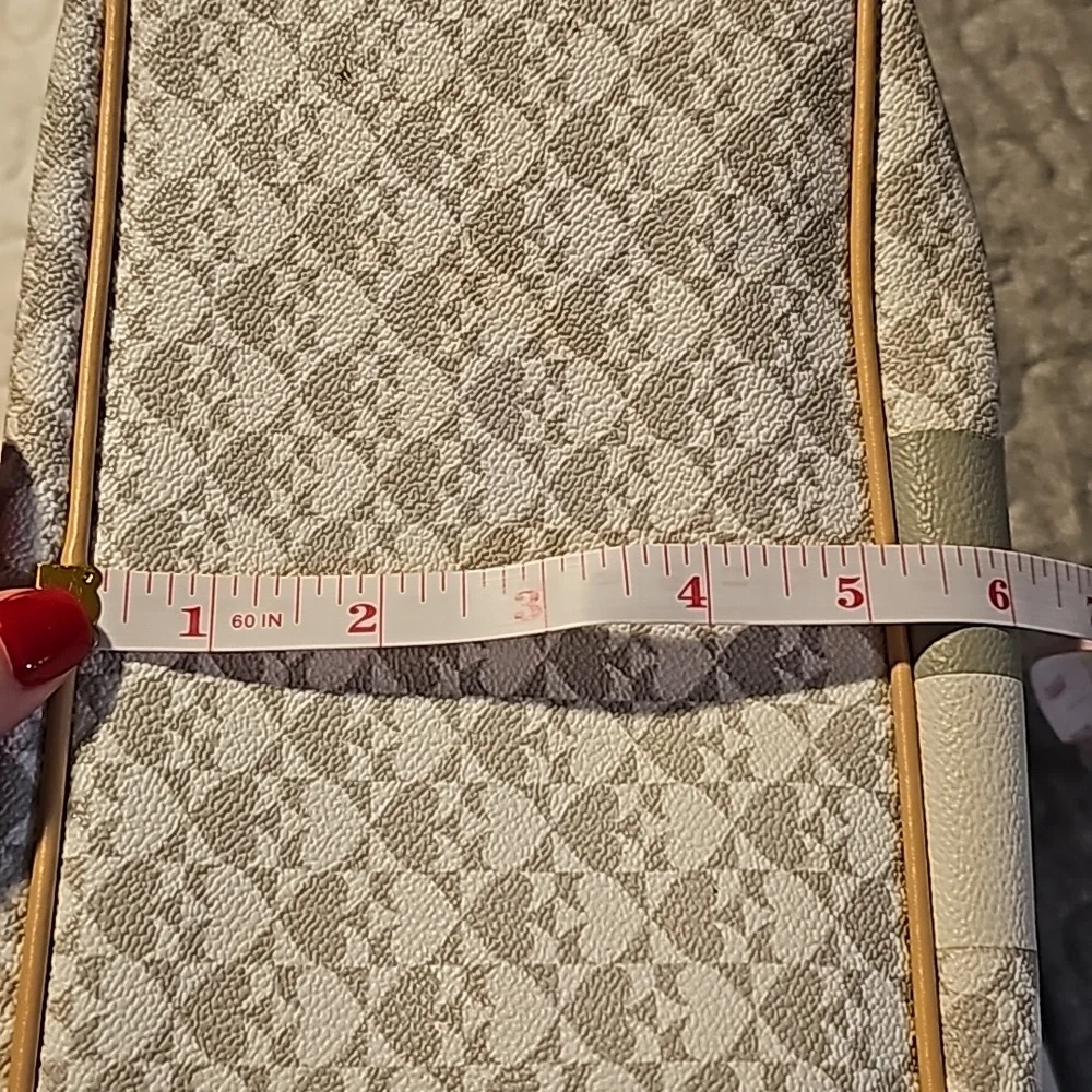 Kate Spade purse - Picture 15 of 16